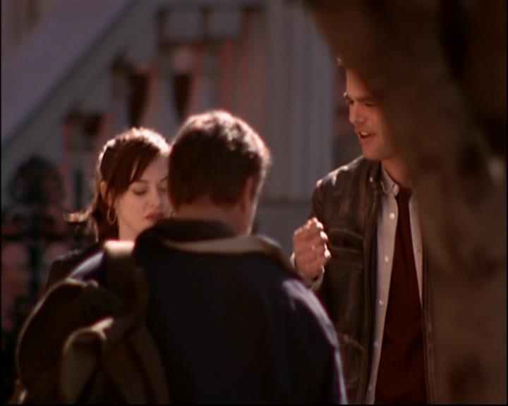 Charmed-Online-dot-816EngagedAndConfused0713.jpg Charmed-Online-dot-816EngagedAndConfused0713.jpg