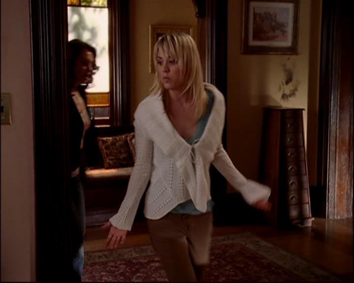 Charmed-Online-dot-816EngagedAndConfused0850.jpg Charmed-Online-dot-816EngagedAndConfused0850.jpg