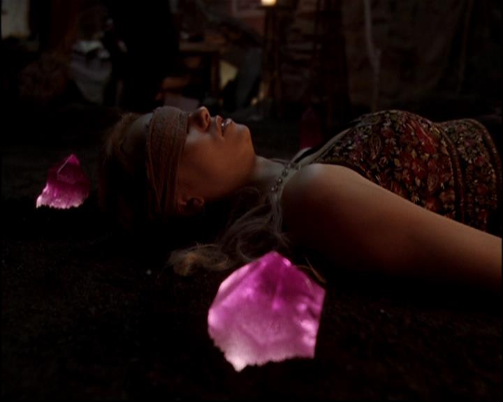 Charmed-Online-dot-816EngagedAndConfused0911.jpg Charmed-Online-dot-816EngagedAndConfused0911.jpg