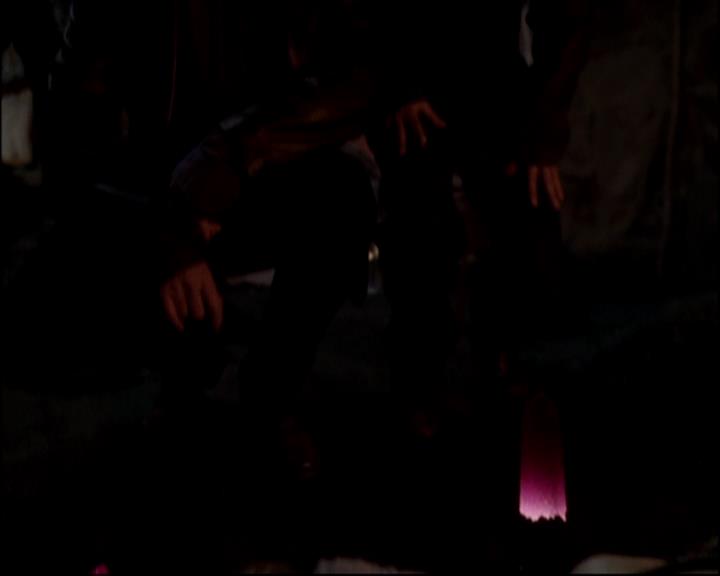 Charmed-Online-dot-816EngagedAndConfused0914.jpg Charmed-Online-dot-816EngagedAndConfused0914.jpg