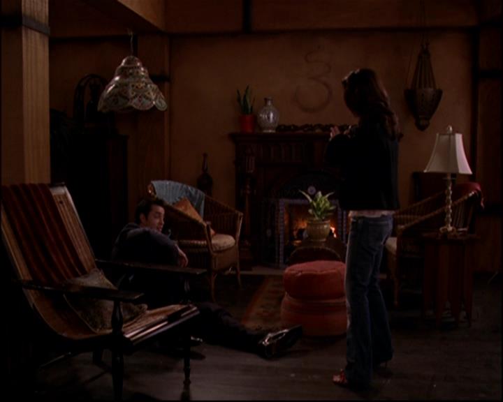 Charmed-Online-dot-816EngagedAndConfused0977.jpg Charmed-Online-dot-816EngagedAndConfused0977.jpg