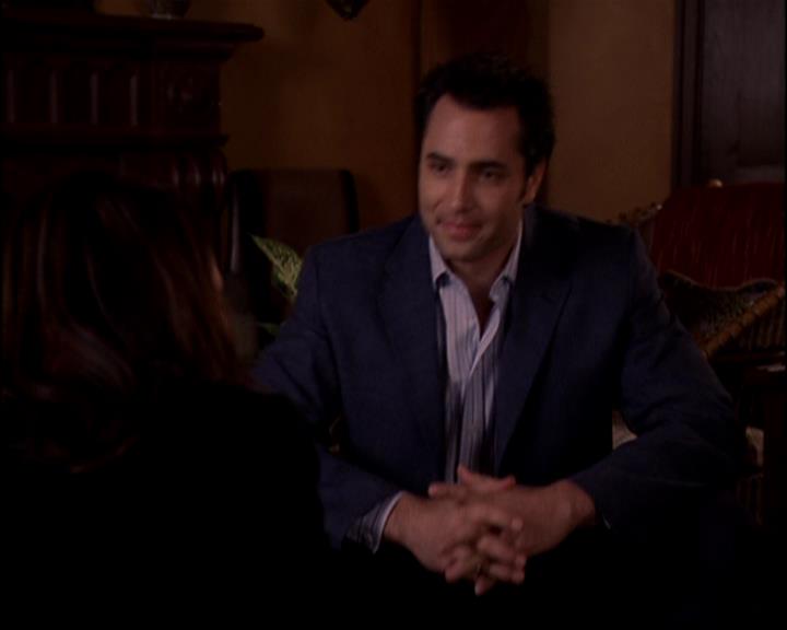 Charmed-Online-dot-816EngagedAndConfused1030.jpg Charmed-Online-dot-816EngagedAndConfused1030.jpg