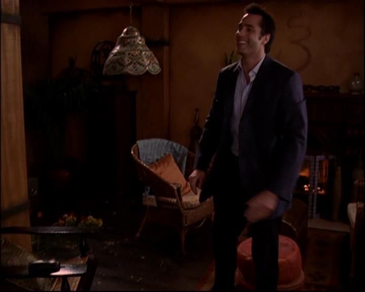 Charmed-Online-dot-816EngagedAndConfused1037.jpg Charmed-Online-dot-816EngagedAndConfused1037.jpg