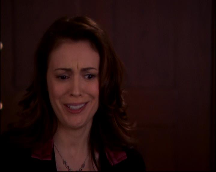 Charmed-Online-dot-816EngagedAndConfused1064.jpg Charmed-Online-dot-816EngagedAndConfused1064.jpg