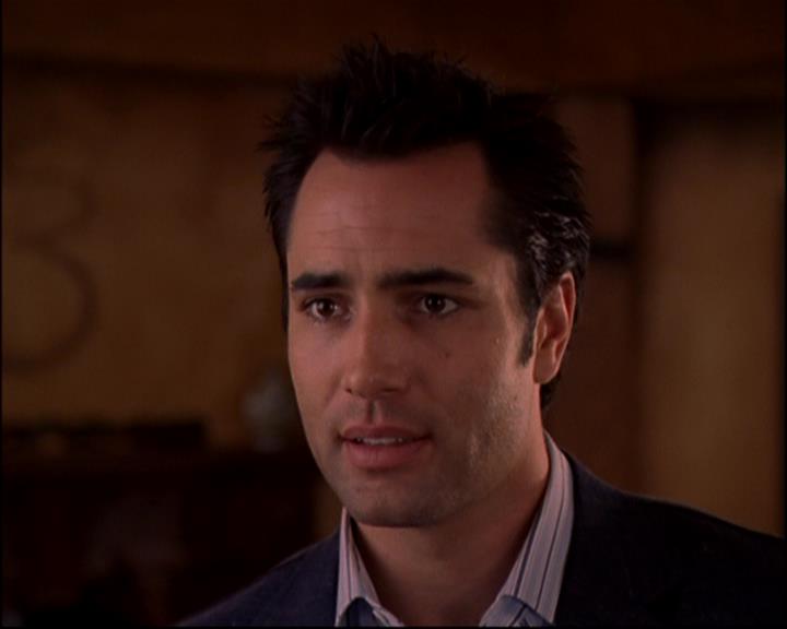 Charmed-Online-dot-816EngagedAndConfused1073.jpg Charmed-Online-dot-816EngagedAndConfused1073.jpg