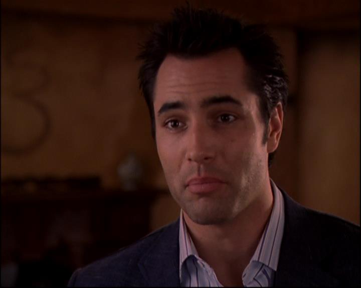 Charmed-Online-dot-816EngagedAndConfused1077.jpg Charmed-Online-dot-816EngagedAndConfused1077.jpg