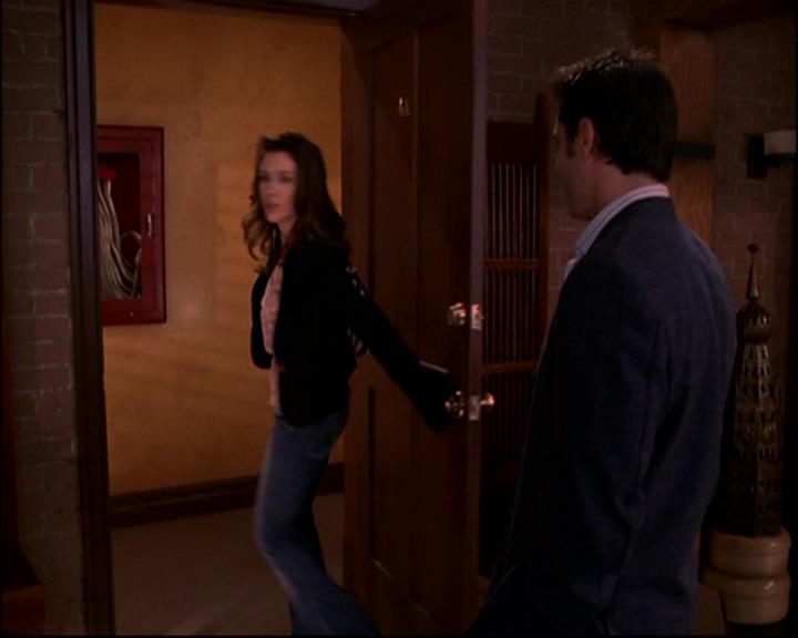 Charmed-Online-dot-816EngagedAndConfused1103.jpg Charmed-Online-dot-816EngagedAndConfused1103.jpg