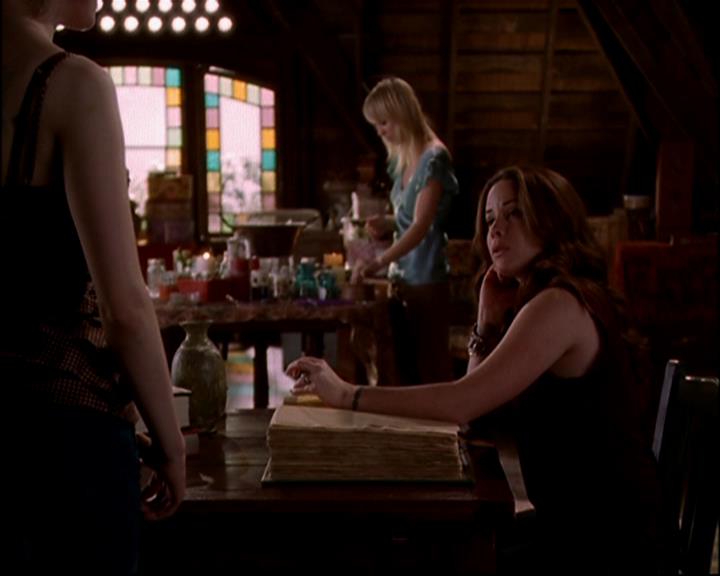 Charmed-Online-dot-816EngagedAndConfused1146.jpg Charmed-Online-dot-816EngagedAndConfused1146.jpg