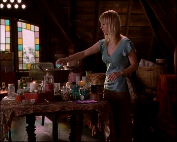 Charmed-Online-dot-816EngagedAndConfused1188.jpg Charmed-Online-dot-816EngagedAndConfused1188.jpg