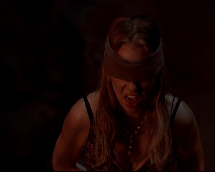 Charmed-Online-dot-816EngagedAndConfused1197.jpg Charmed-Online-dot-816EngagedAndConfused1197.jpg