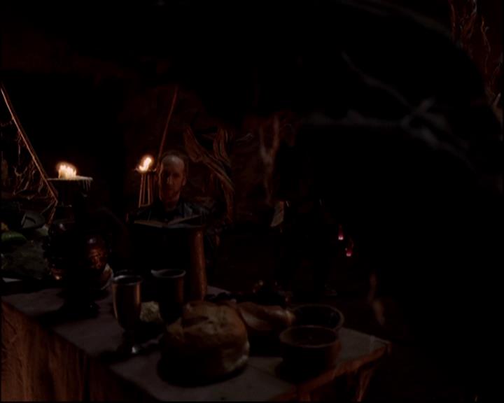 Charmed-Online-dot-816EngagedAndConfused1201.jpg Charmed-Online-dot-816EngagedAndConfused1201.jpg