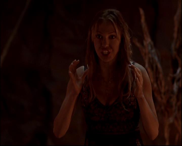 Charmed-Online-dot-816EngagedAndConfused1238.jpg Charmed-Online-dot-816EngagedAndConfused1238.jpg