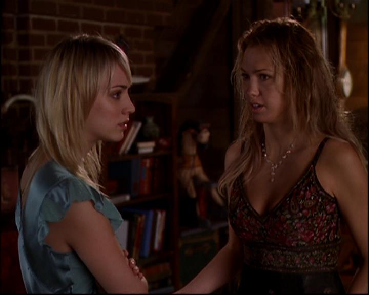 Charmed-Online-dot-816EngagedAndConfused1259.jpg Charmed-Online-dot-816EngagedAndConfused1259.jpg