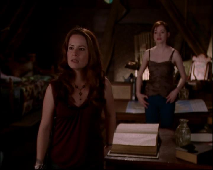 Charmed-Online-dot-816EngagedAndConfused1261.jpg Charmed-Online-dot-816EngagedAndConfused1261.jpg