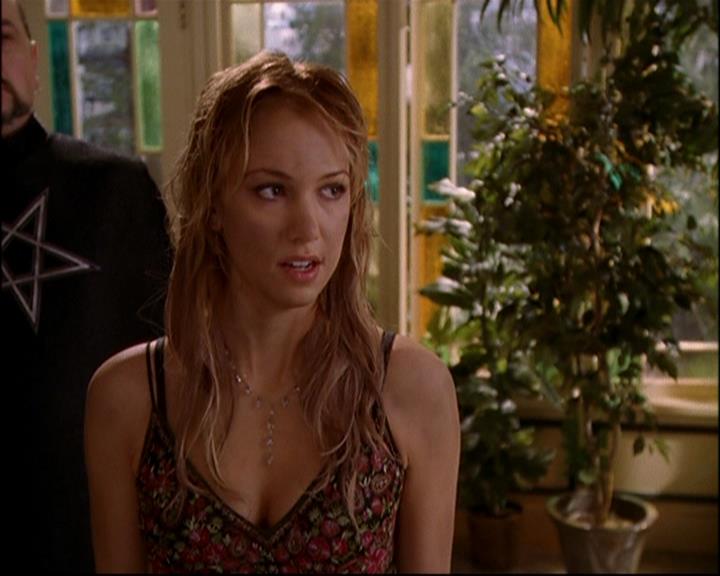 Charmed-Online-dot-816EngagedAndConfused1316.jpg Charmed-Online-dot-816EngagedAndConfused1316.jpg