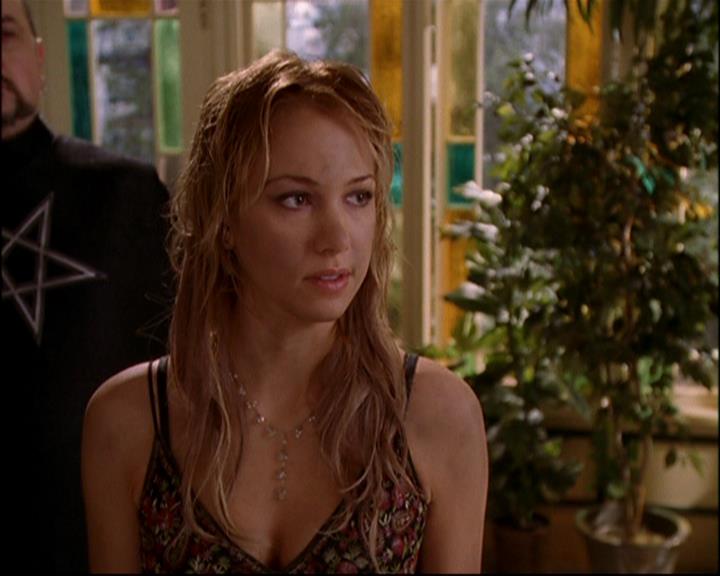 Charmed-Online-dot-816EngagedAndConfused1318.jpg Charmed-Online-dot-816EngagedAndConfused1318.jpg