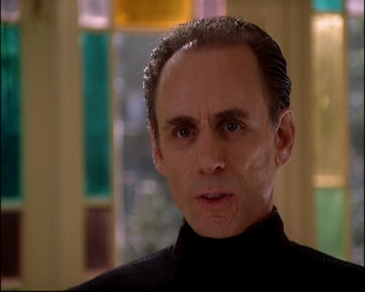 Charmed-Online-dot-816EngagedAndConfused1335.jpg Charmed-Online-dot-816EngagedAndConfused1335.jpg