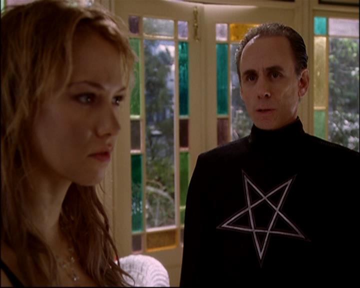 Charmed-Online-dot-816EngagedAndConfused1344.jpg Charmed-Online-dot-816EngagedAndConfused1344.jpg