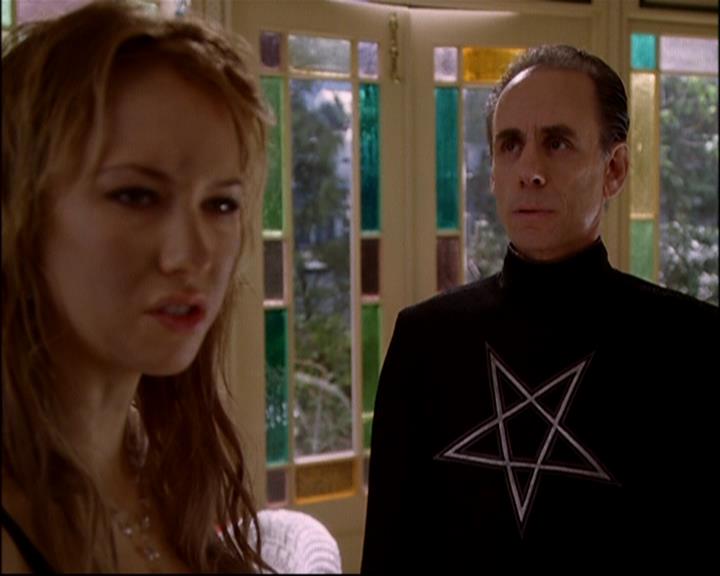 Charmed-Online-dot-816EngagedAndConfused1347.jpg Charmed-Online-dot-816EngagedAndConfused1347.jpg