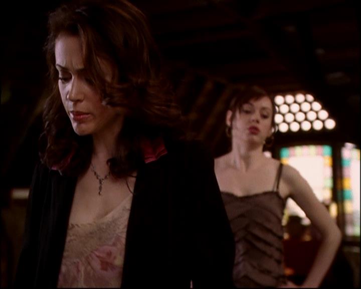 Charmed-Online-dot-816EngagedAndConfused1409.jpg Charmed-Online-dot-816EngagedAndConfused1409.jpg