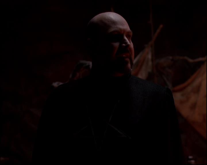 Charmed-Online-dot-816EngagedAndConfused1535.jpg Charmed-Online-dot-816EngagedAndConfused1535.jpg