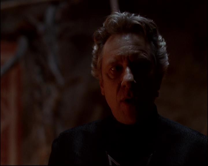 Charmed-Online-dot-816EngagedAndConfused1539.jpg Charmed-Online-dot-816EngagedAndConfused1539.jpg