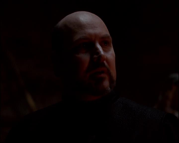 Charmed-Online-dot-816EngagedAndConfused1547.jpg Charmed-Online-dot-816EngagedAndConfused1547.jpg