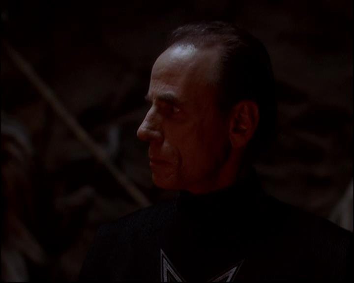 Charmed-Online-dot-816EngagedAndConfused1553.jpg Charmed-Online-dot-816EngagedAndConfused1553.jpg