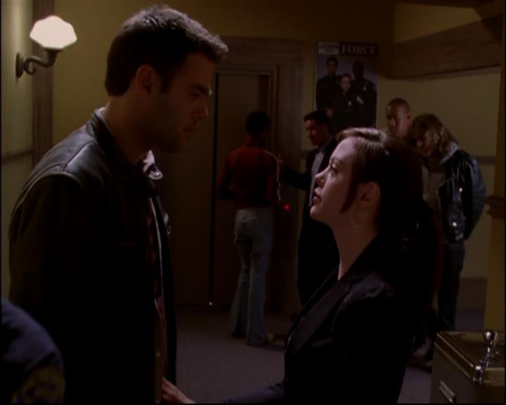 Charmed-Online-dot-816EngagedAndConfused1579.jpg Charmed-Online-dot-816EngagedAndConfused1579.jpg