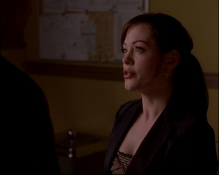 Charmed-Online-dot-816EngagedAndConfused1600.jpg Charmed-Online-dot-816EngagedAndConfused1600.jpg