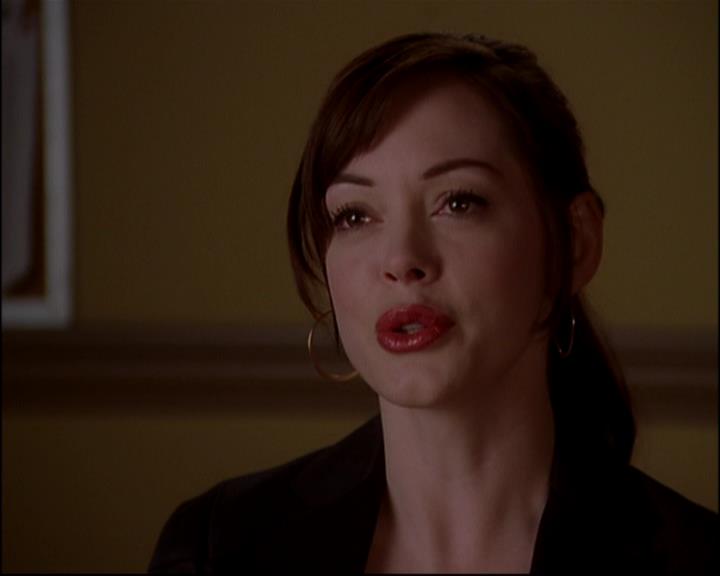 Charmed-Online-dot-816EngagedAndConfused1621.jpg Charmed-Online-dot-816EngagedAndConfused1621.jpg