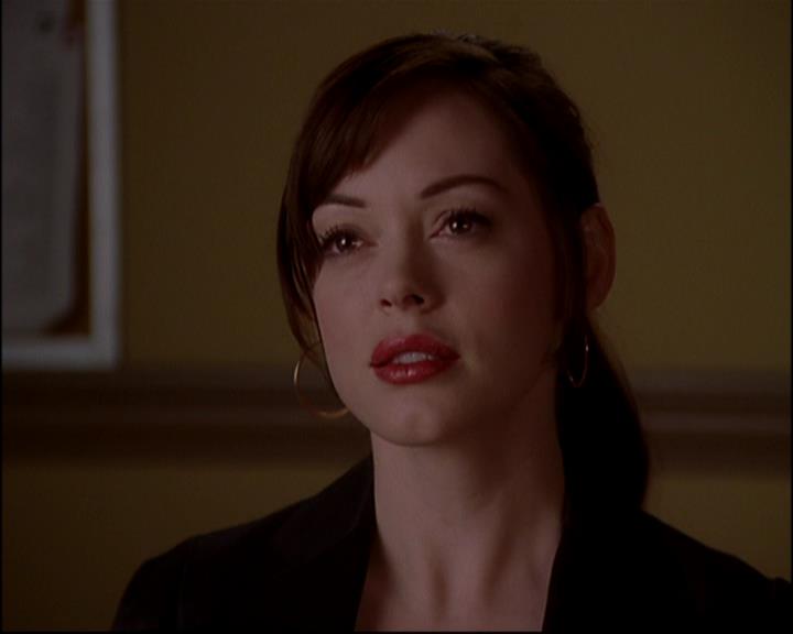 Charmed-Online-dot-816EngagedAndConfused1625.jpg Charmed-Online-dot-816EngagedAndConfused1625.jpg