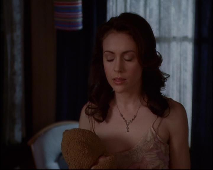 Charmed-Online-dot-816EngagedAndConfused1647.jpg Charmed-Online-dot-816EngagedAndConfused1647.jpg