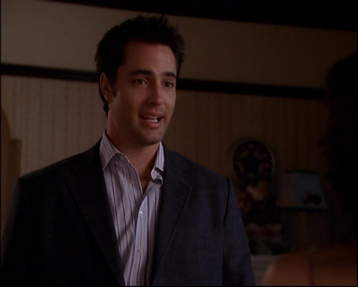 Charmed-Online-dot-816EngagedAndConfused1654.jpg Charmed-Online-dot-816EngagedAndConfused1654.jpg