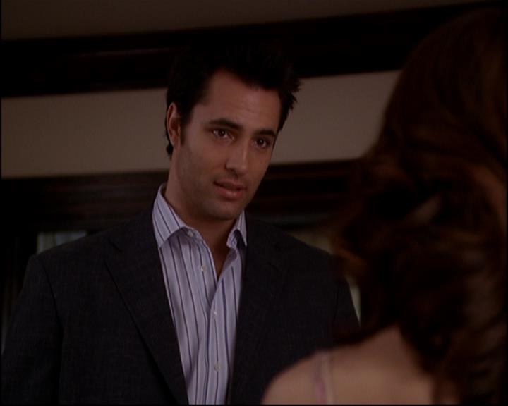 Charmed-Online-dot-816EngagedAndConfused1682.jpg Charmed-Online-dot-816EngagedAndConfused1682.jpg