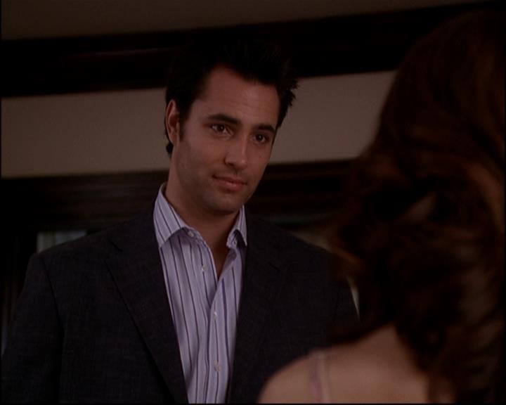 Charmed-Online-dot-816EngagedAndConfused1684.jpg Charmed-Online-dot-816EngagedAndConfused1684.jpg