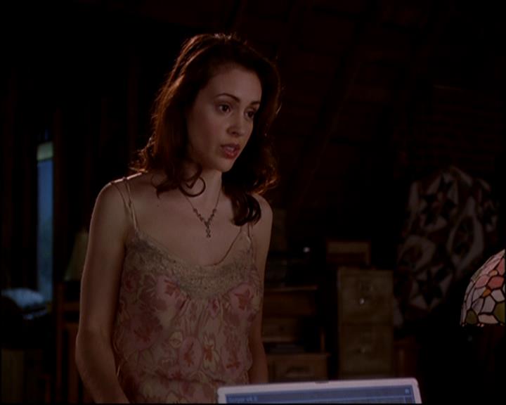 Charmed-Online-dot-816EngagedAndConfused1723.jpg Charmed-Online-dot-816EngagedAndConfused1723.jpg