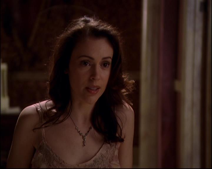 Charmed-Online-dot-816EngagedAndConfused1851.jpg Charmed-Online-dot-816EngagedAndConfused1851.jpg