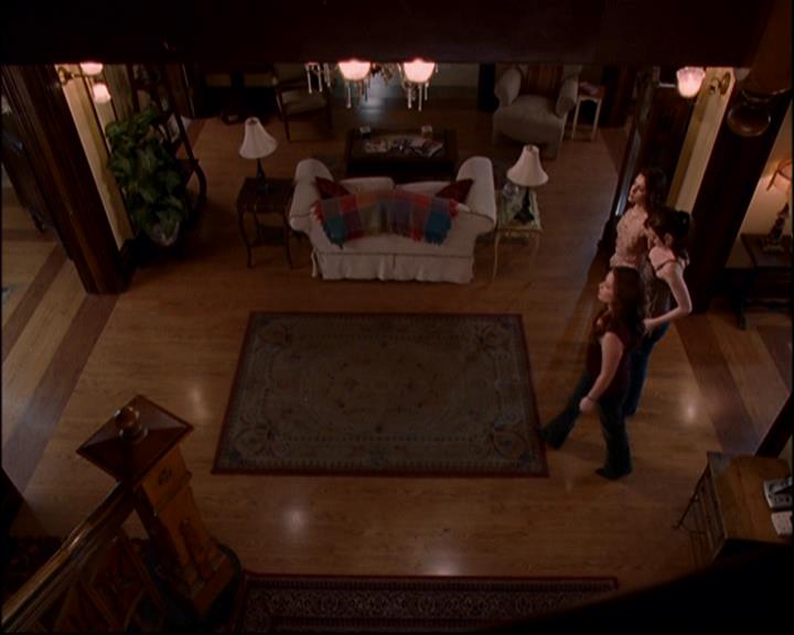 Charmed-Online-dot-816EngagedAndConfused1859.jpg Charmed-Online-dot-816EngagedAndConfused1859.jpg