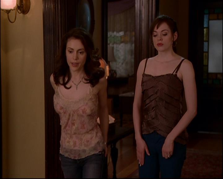 Charmed-Online-dot-816EngagedAndConfused1865.jpg Charmed-Online-dot-816EngagedAndConfused1865.jpg