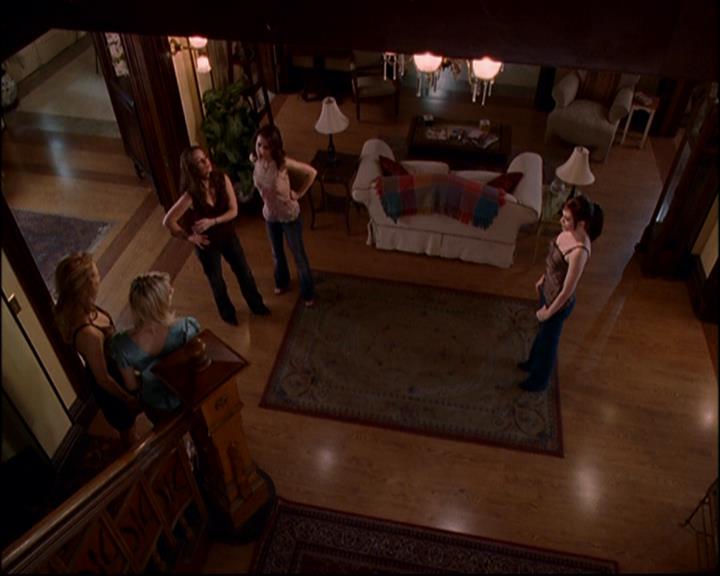 Charmed-Online-dot-816EngagedAndConfused1868.jpg Charmed-Online-dot-816EngagedAndConfused1868.jpg