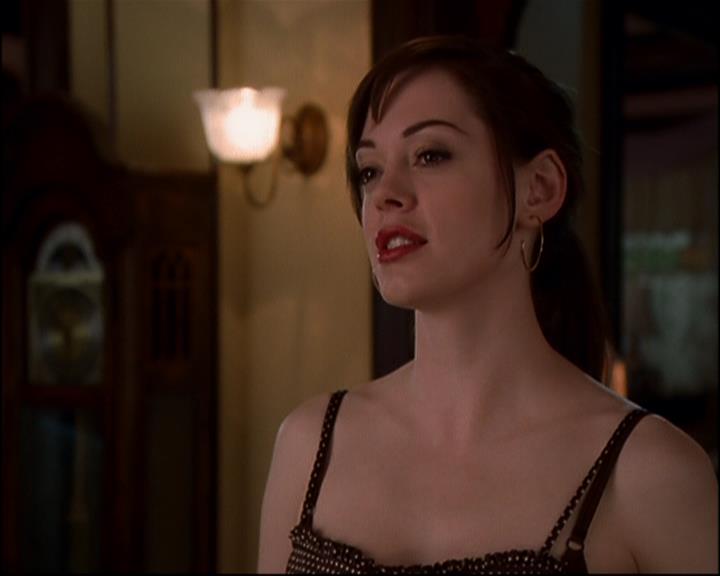 Charmed-Online-dot-816EngagedAndConfused1889.jpg Charmed-Online-dot-816EngagedAndConfused1889.jpg