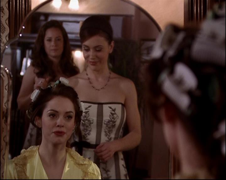 Charmed-Online-dot-816EngagedAndConfused1996.jpg Charmed-Online-dot-816EngagedAndConfused1996.jpg