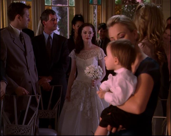 Charmed-Online-dot-816EngagedAndConfused2102.jpg Charmed-Online-dot-816EngagedAndConfused2102.jpg