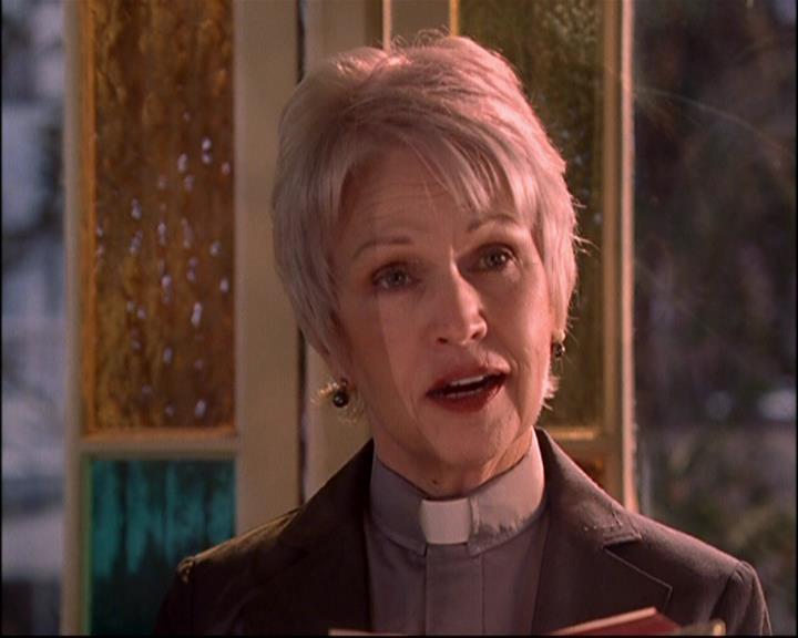 Charmed-Online-dot-816EngagedAndConfused2166.jpg Charmed-Online-dot-816EngagedAndConfused2166.jpg