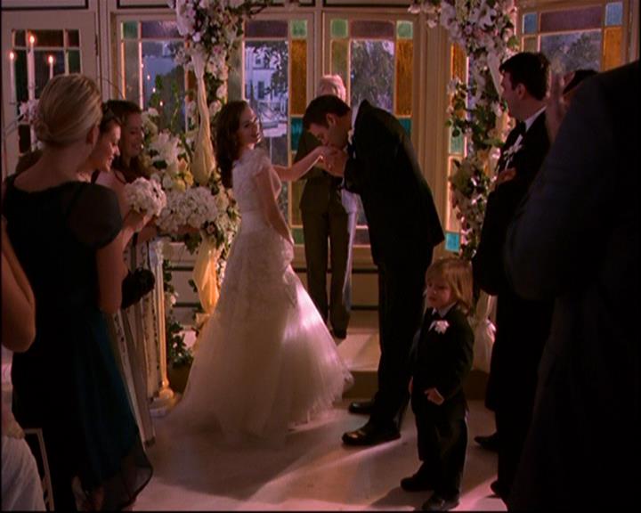 Charmed-Online-dot-816EngagedAndConfused2225.jpg Charmed-Online-dot-816EngagedAndConfused2225.jpg