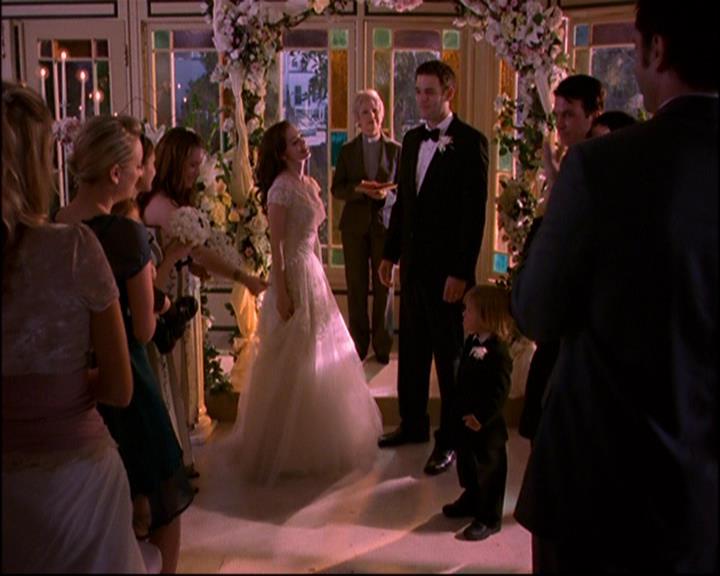 Charmed-Online-dot-816EngagedAndConfused2228.jpg Charmed-Online-dot-816EngagedAndConfused2228.jpg