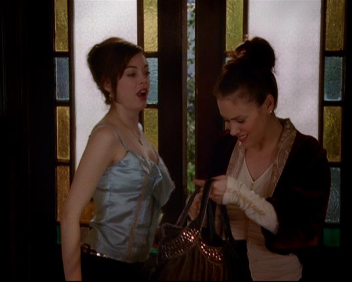 Charmed-Online-dot-817GenerationHex0003.jpg Charmed-Online-dot-817GenerationHex0003.jpg