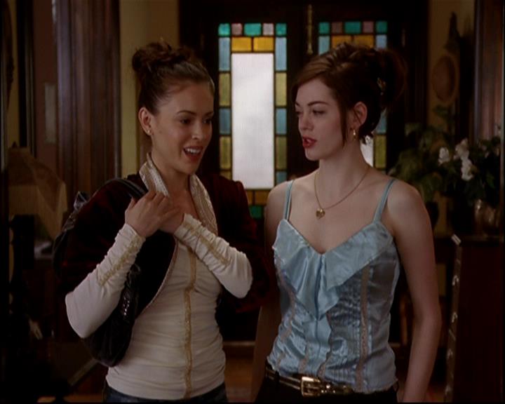 Charmed-Online-dot-817GenerationHex0024.jpg Charmed-Online-dot-817GenerationHex0024.jpg