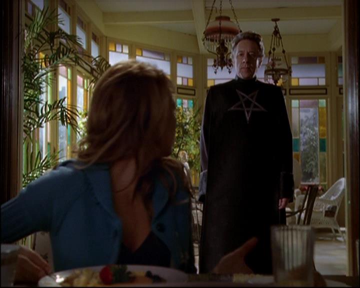 Charmed-Online-dot-817GenerationHex0105.jpg Charmed-Online-dot-817GenerationHex0105.jpg